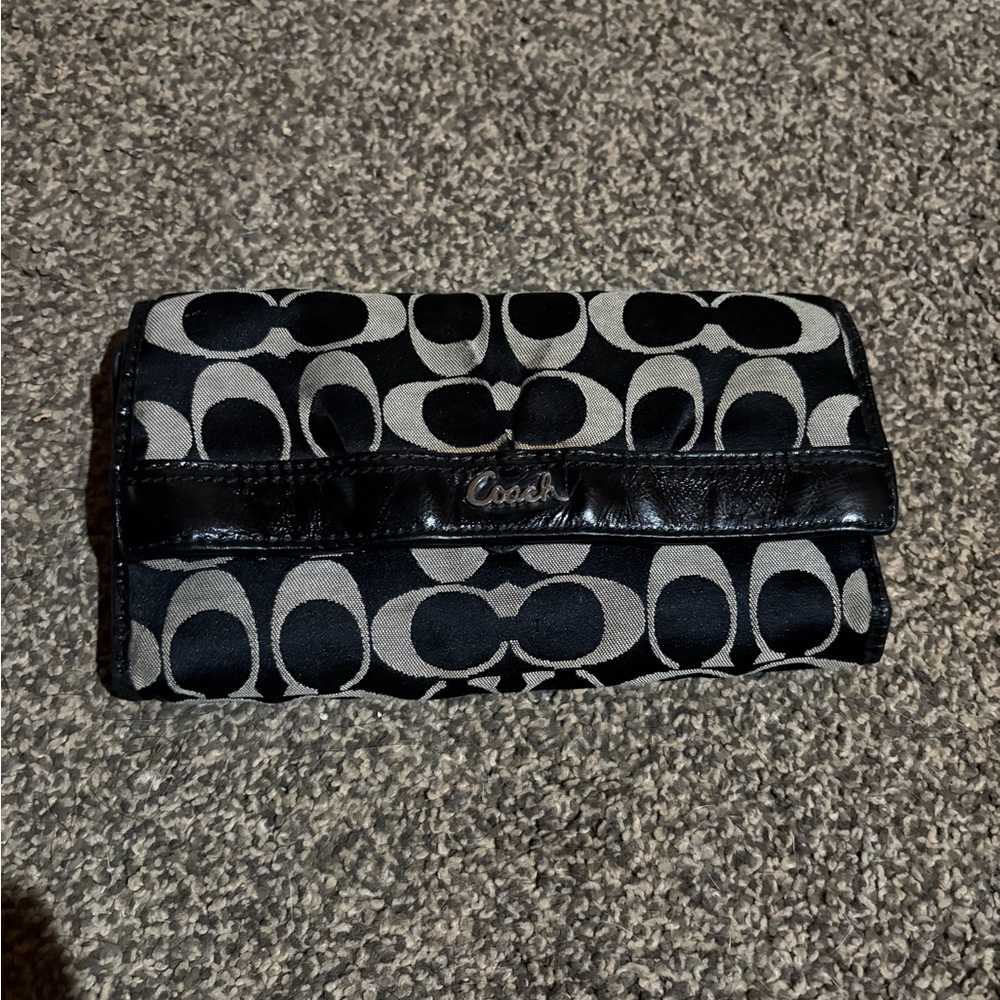 Vintage Coach Black and Gray wallet